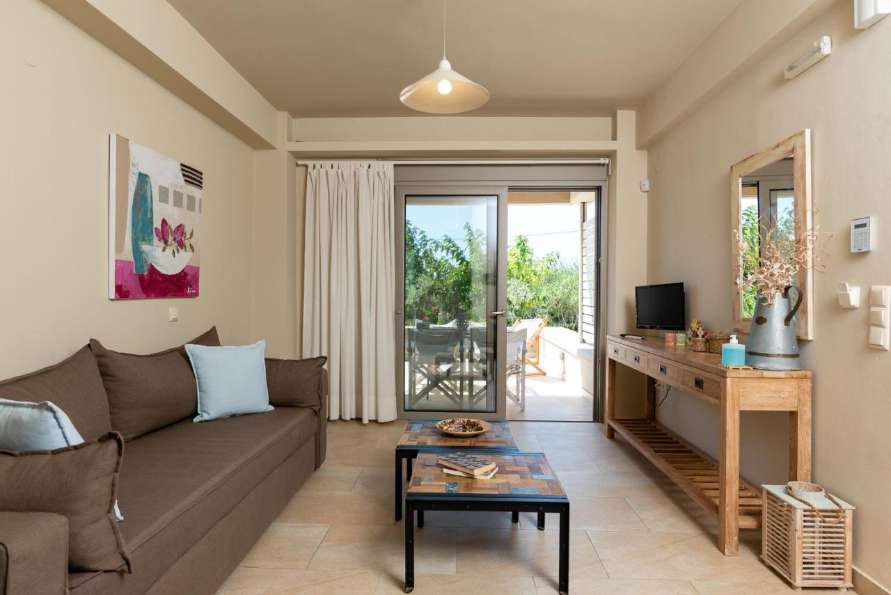Aelia Home Suites Маратополис Екстериор снимка