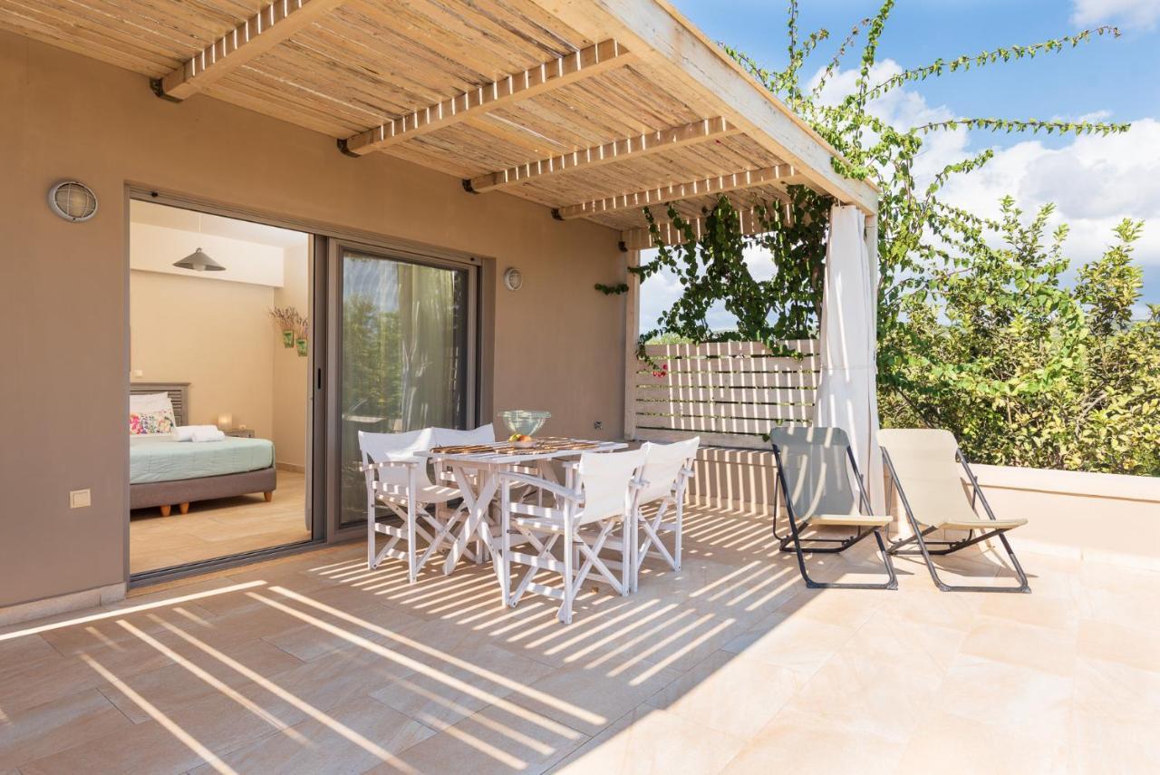 Aelia Home Suites Маратополис Екстериор снимка