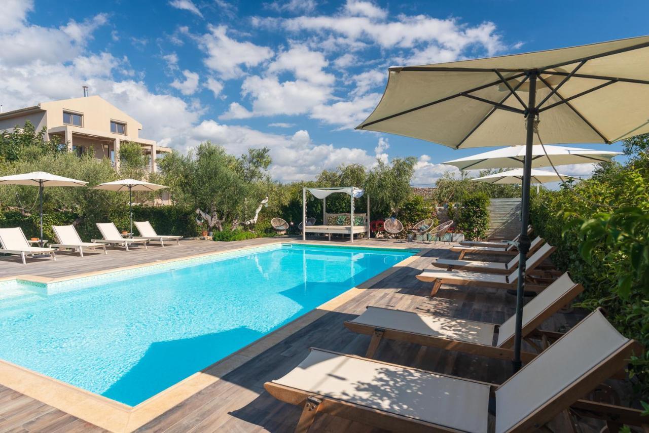 Aelia Home Suites Маратополис Екстериор снимка